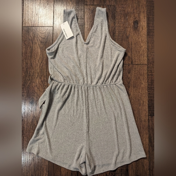 HEATHERLY Delia Side Tie Knit Romper Light Gray Size 2X Stretchy Soft Comfy NWT! - Picture 13 of 16